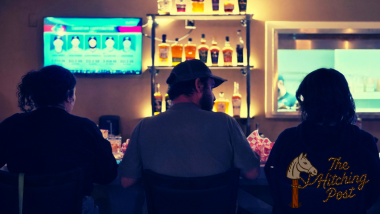 2024 live racing logo with jockeys and horses